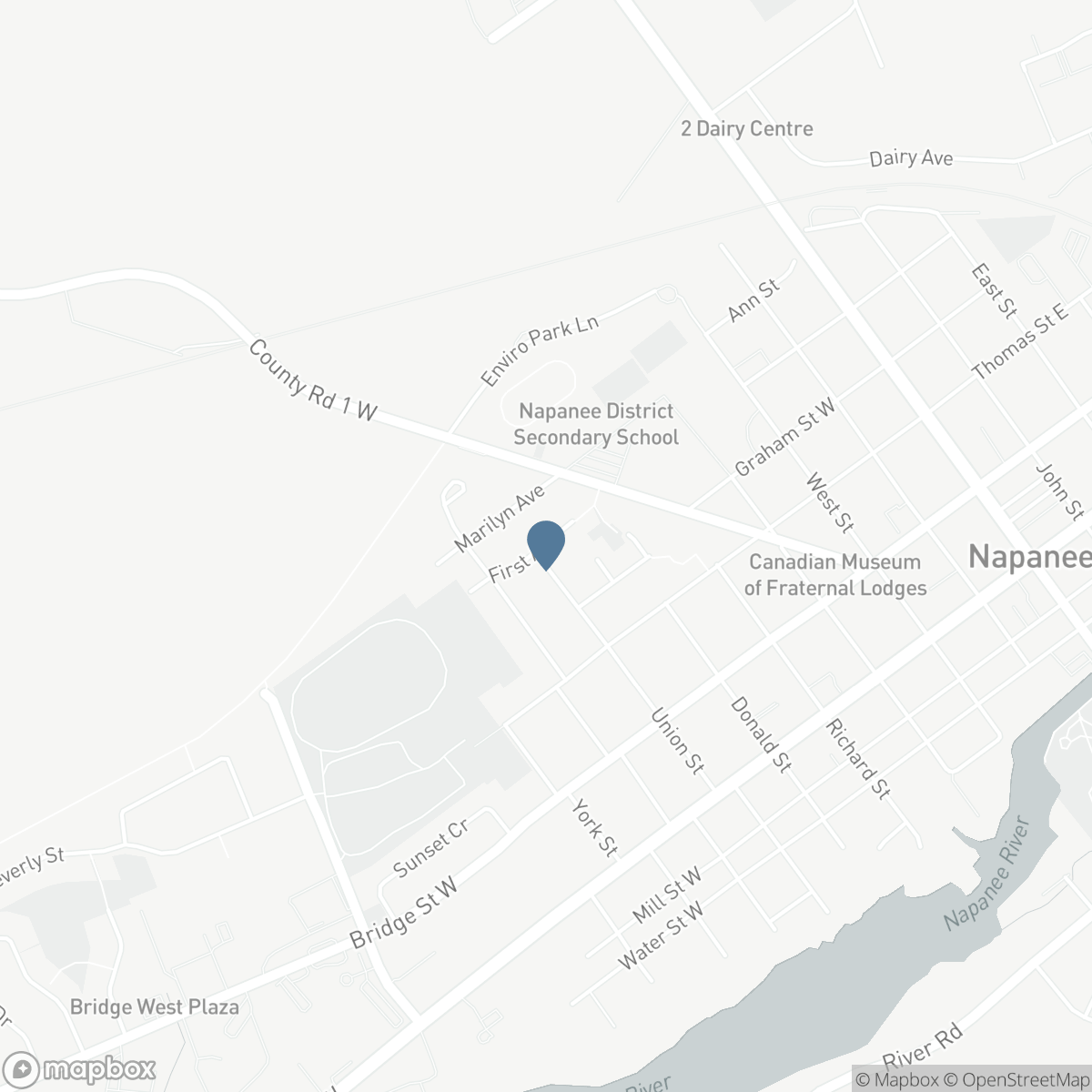 176 FIRST AVENUE, Greater Napanee, Ontario K7R 2K5